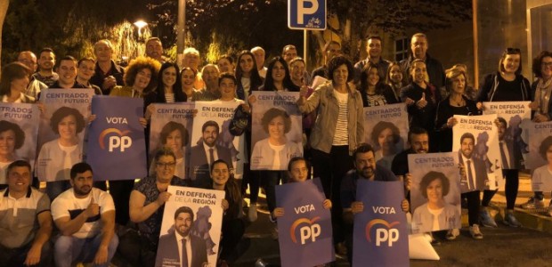 Arranca la campaÃ±a electoral en Puerto Lumbreras con la pegada de carteles